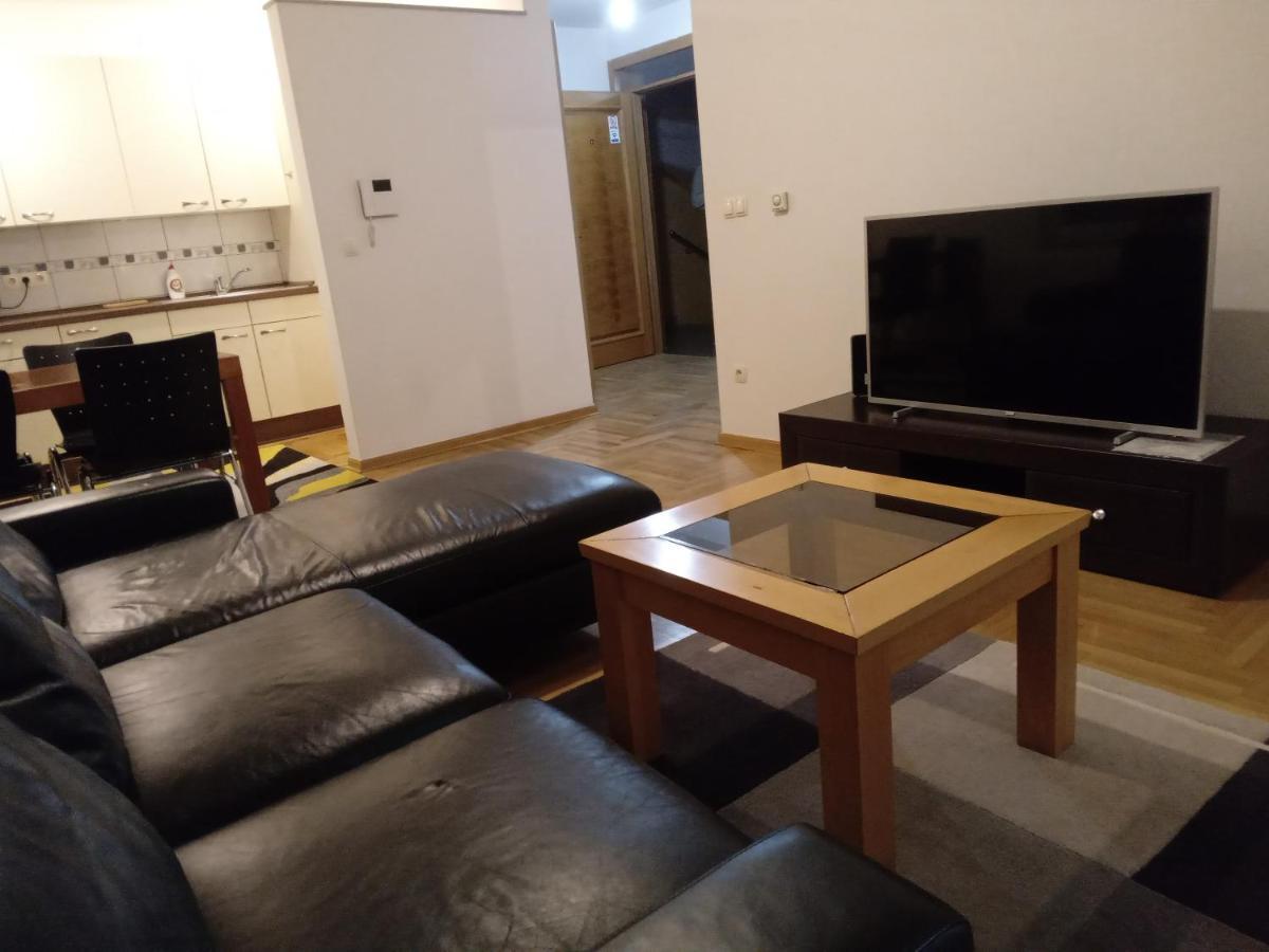 Apartman Peace Apartment Sarajevo Ngoại thất bức ảnh